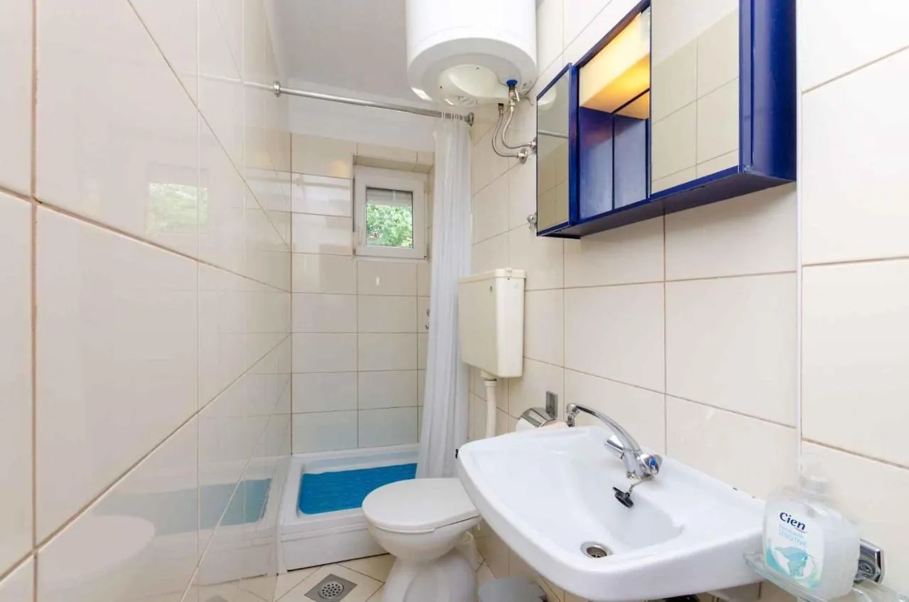 Apartment In Crikvenica 14212