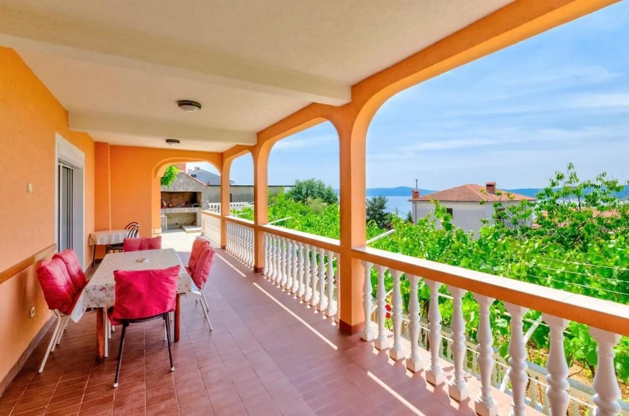 Apartment In Crikvenica 14212